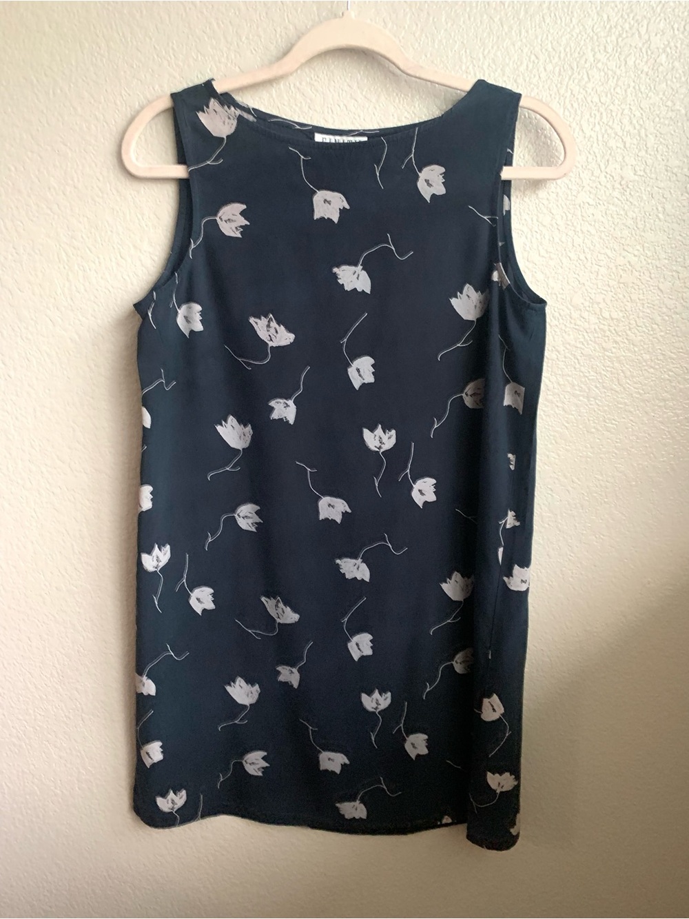 Vintage 90’s Finity Shift Mini Dress Tulip Floral 100% Silk Sz 6